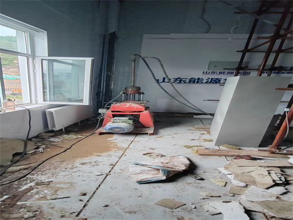 句容地基基础下沉墙体裂缝加固注浆顶升施工